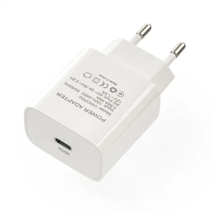 Фото 2. Мережевий зарядний пристрій Vinga PD Type-C 20W Charger White (VWCPDC). Купити в maxmy.com.ua